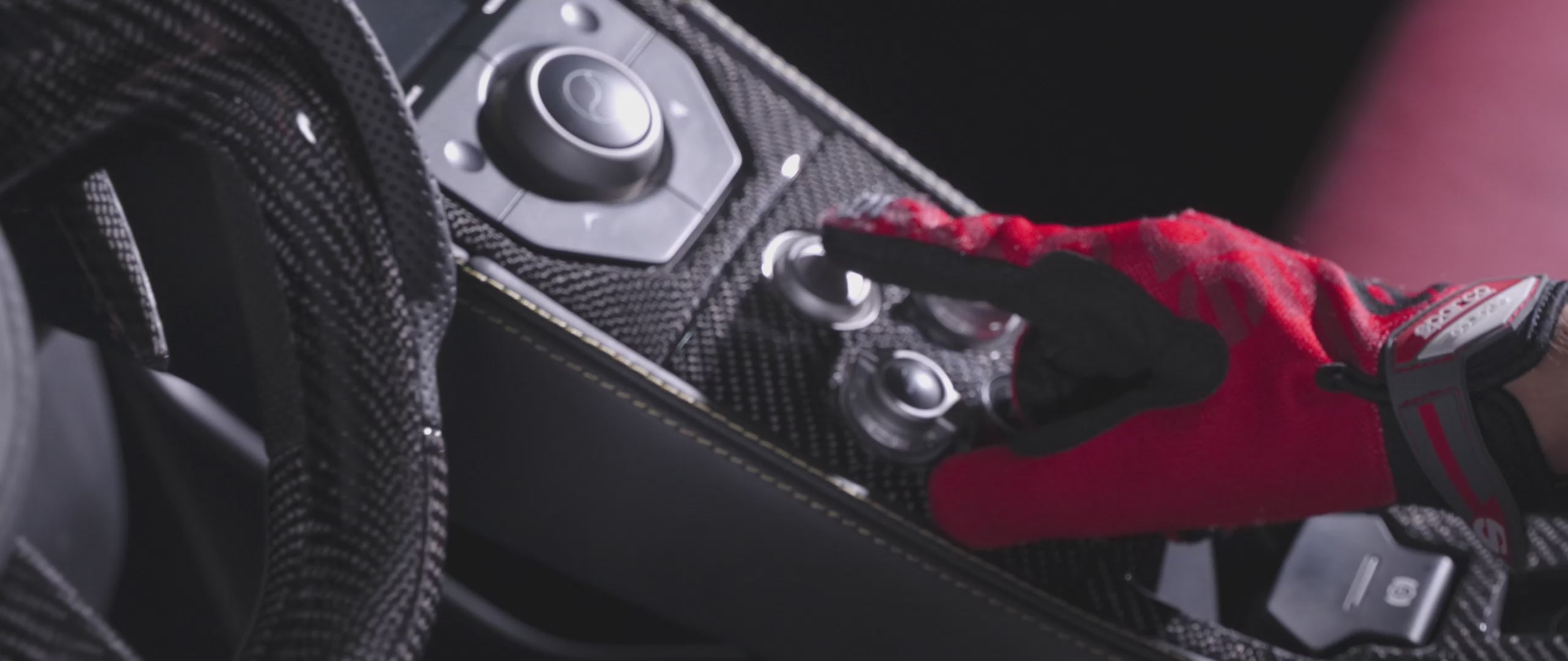 Steering Wheel Tuning/Carbon Fiber/LED – OHC Motors